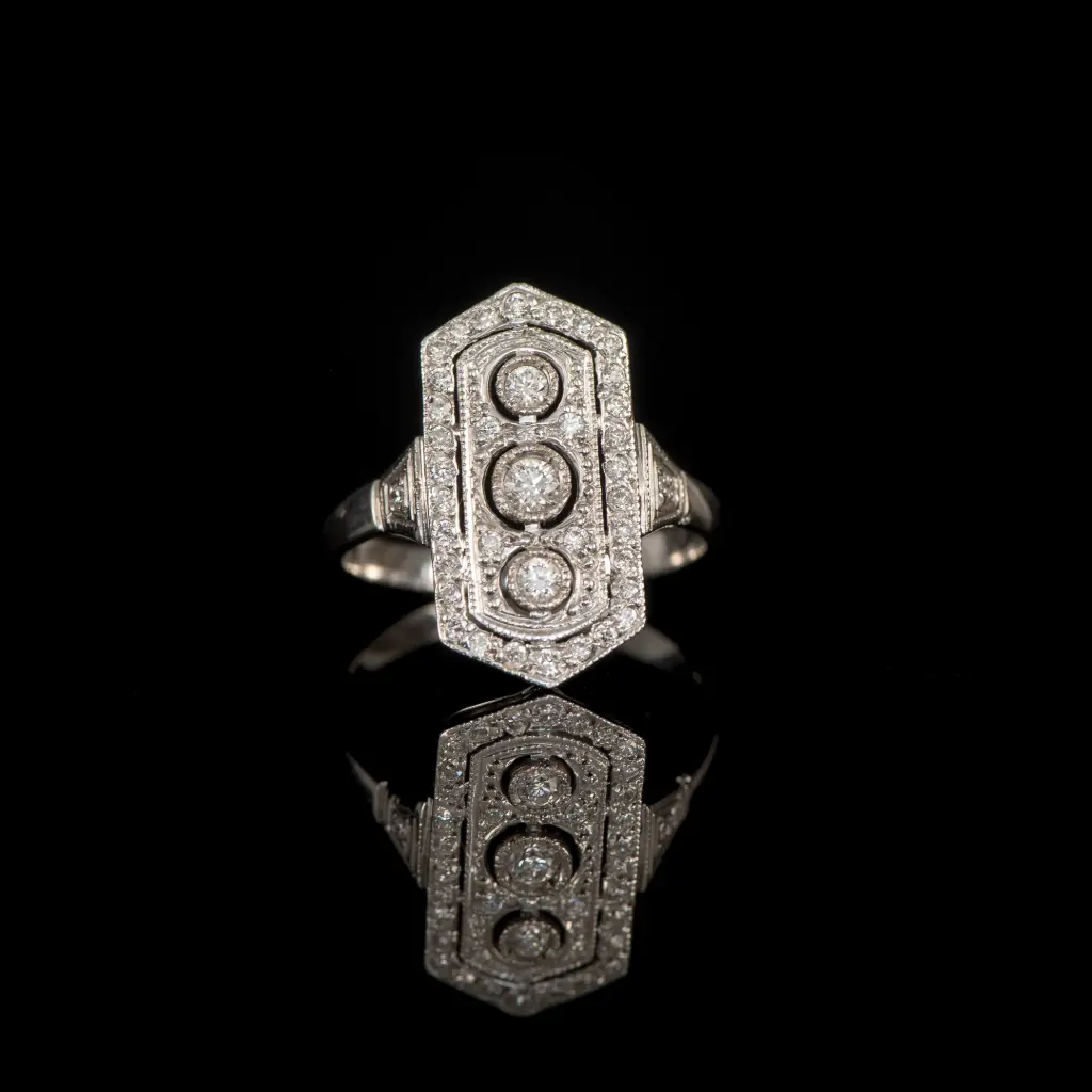 Bague Art Deco brillants