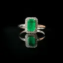 Bague émeraude et diamants 