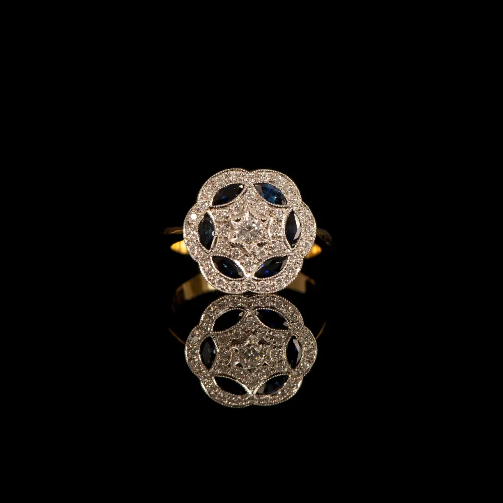 Bague diamants et saphirs