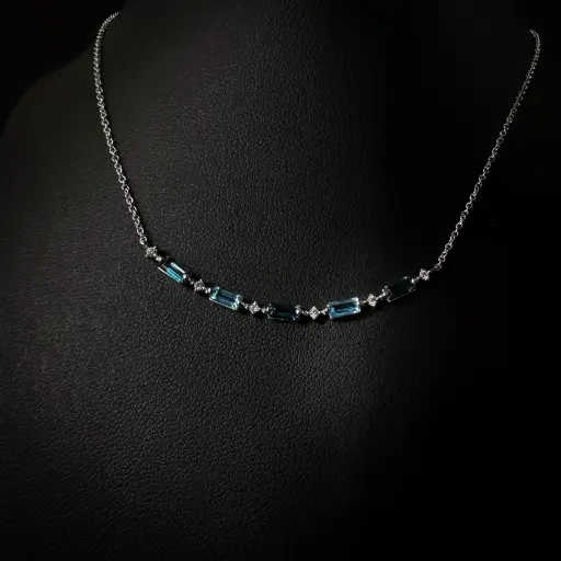[CLKC06GHW] Collier topaze et diamants