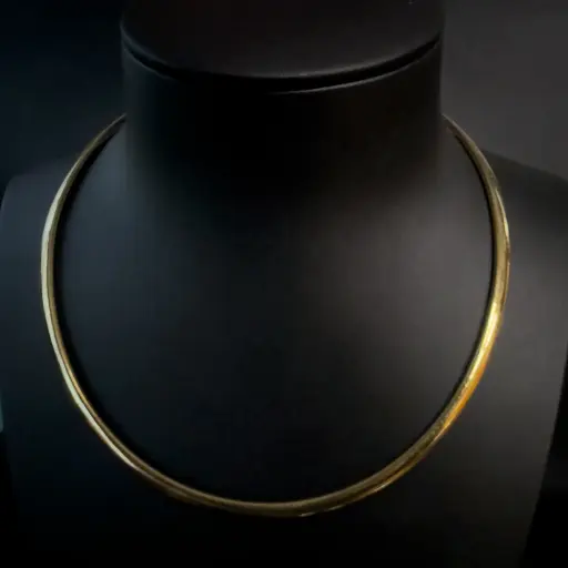 [PB13275] Collier Omega