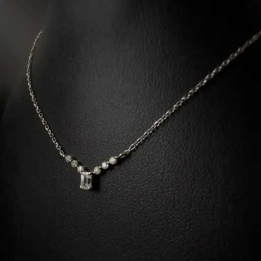 [CFC02H-18W] Collier diamants